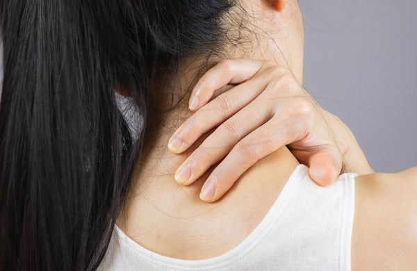 Schwere Tasche – Nackenschmerzen und Schulterverspannungen